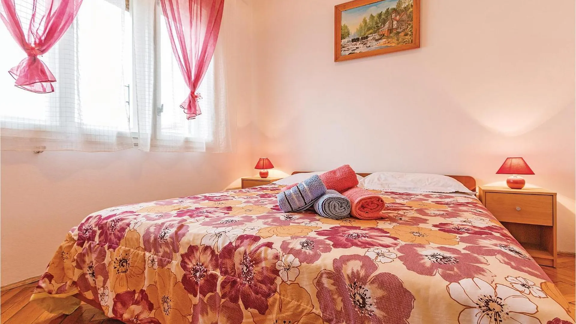 Amazing Apartment In Galizana With Wifi 0*,